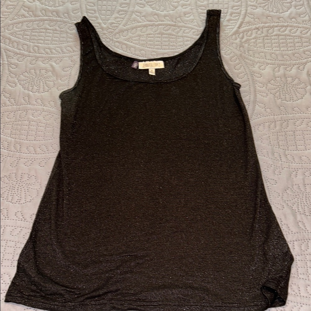 Jennifer Lopez Black Tank Top with Scoop Neckline
